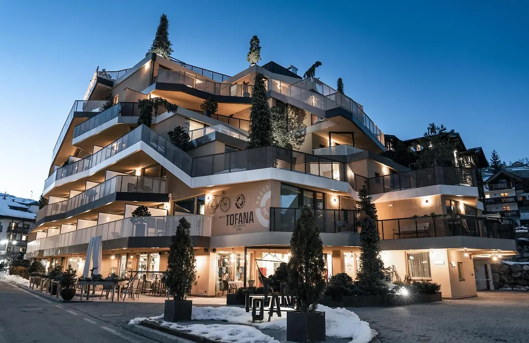 Hotel Tofana-1