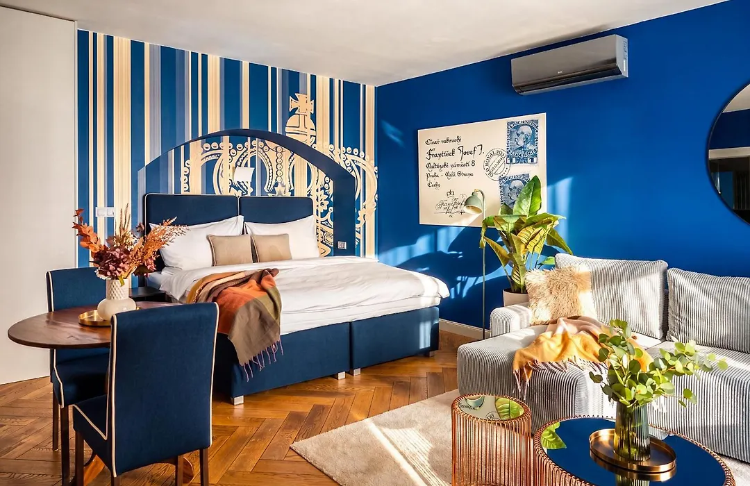 Old Royal Post Boutique Hotel & Premium Suites-1