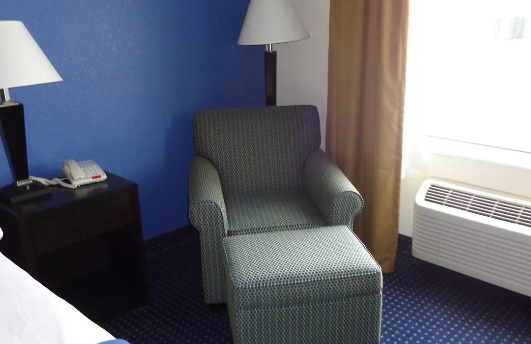Holiday Inn Express & Suites New Buffalo, Mi By Ihg-1