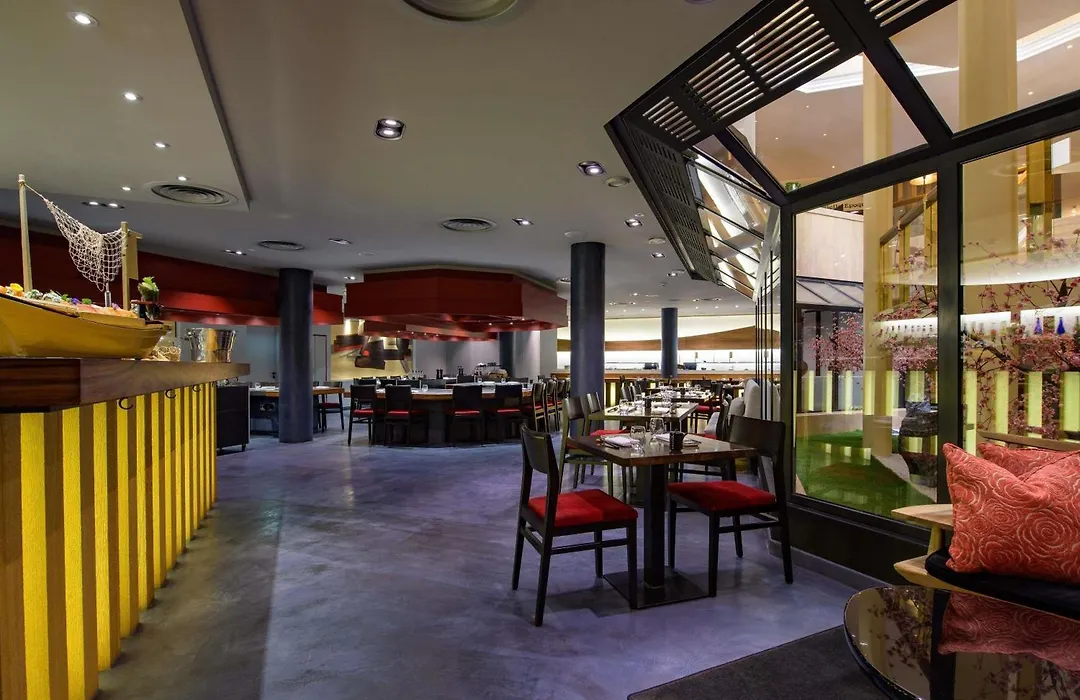 Moevenpick Hotel Geneva-1