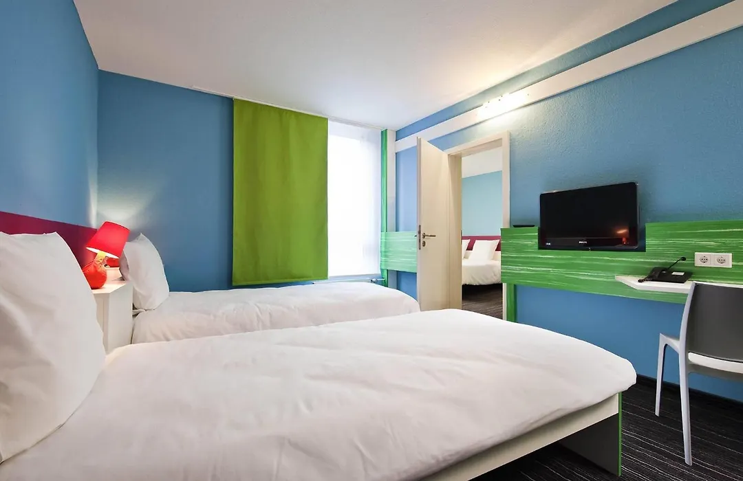 ibis Styles Duesseldorf-Neuss-1