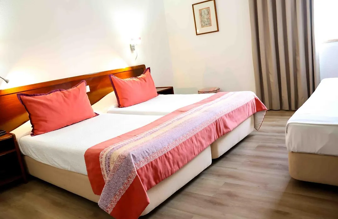 Hotel Arangues-1