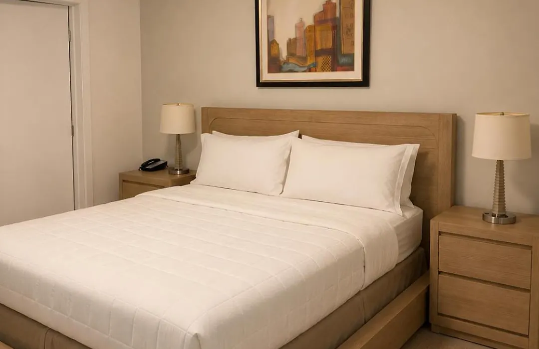 Hotel Boston-1