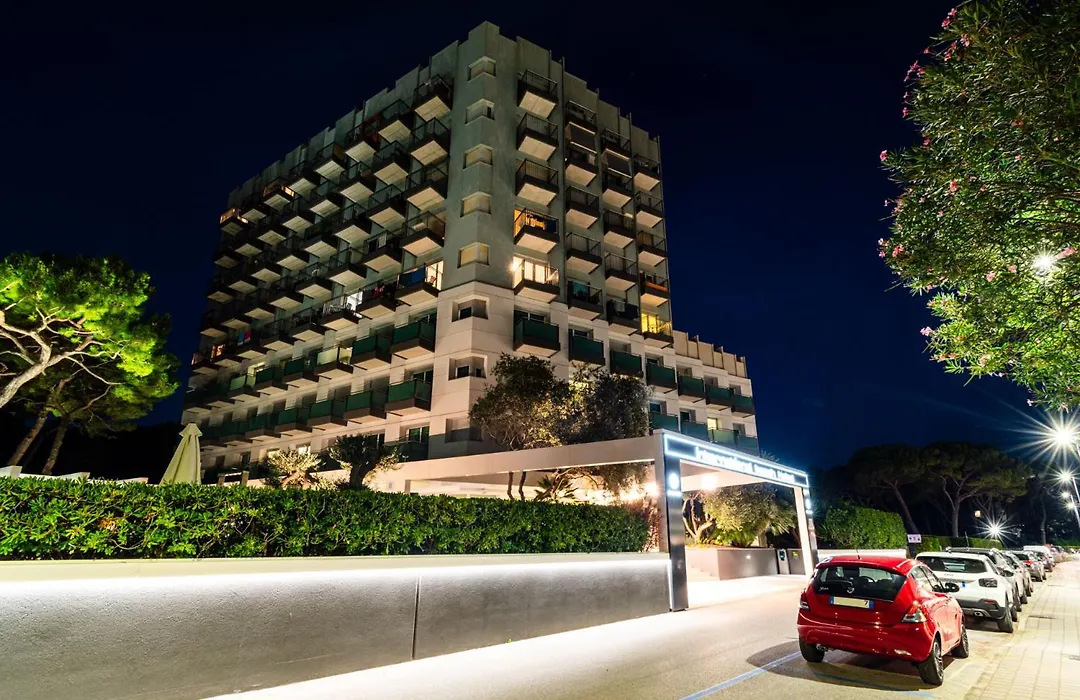 International Beach Hotel-1