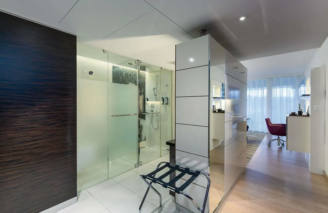 Moevenpick Hotel Lausanne-1