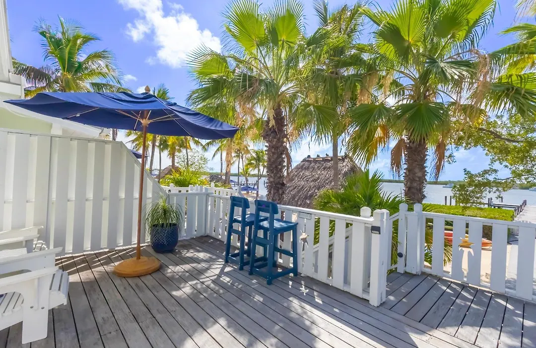 Coconut Palm Inn-1