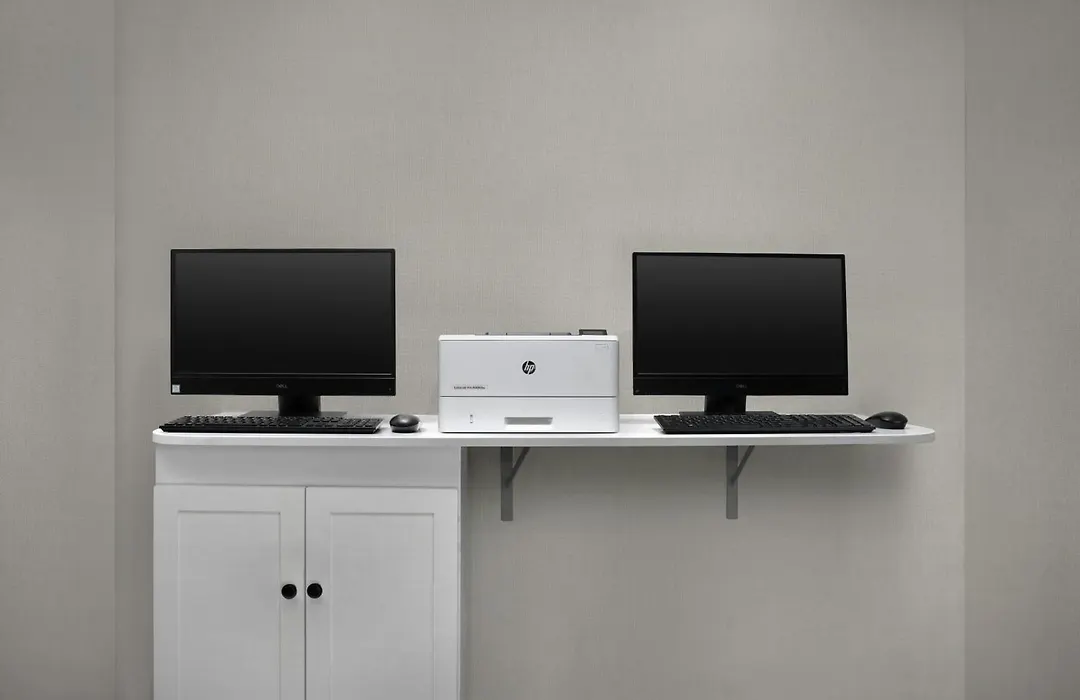 Fairfield Inn And Suites By Marriott Tampa North-1