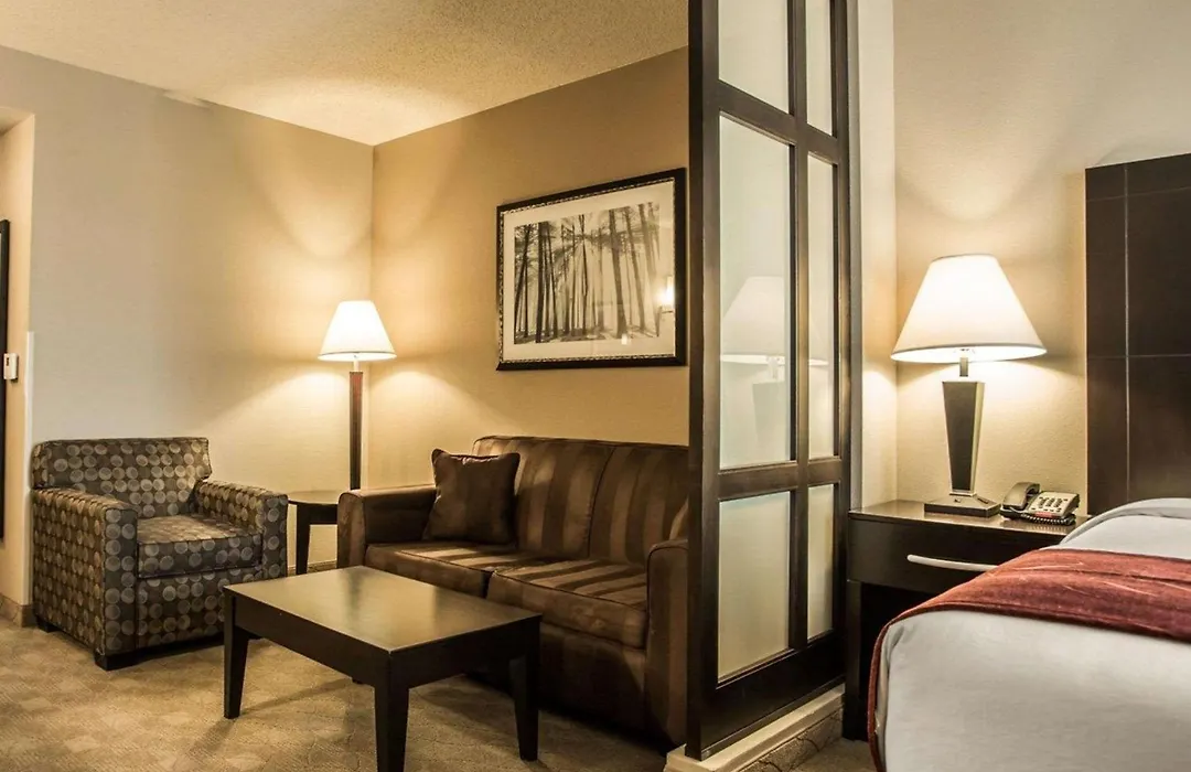 Comfort Suites Huntersville Near Lake Norman-1
