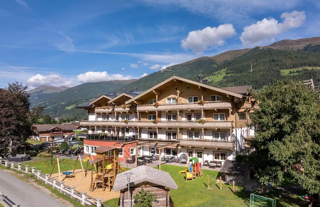 Hotel Grundlhof-1