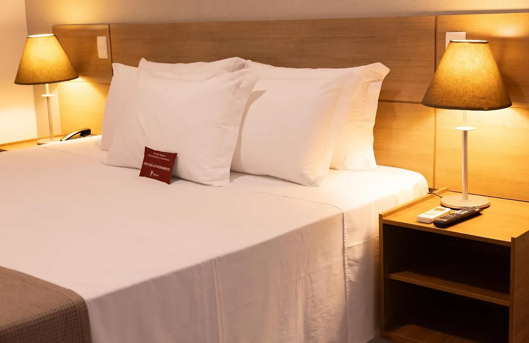 Ville Hotel Gramadão-1