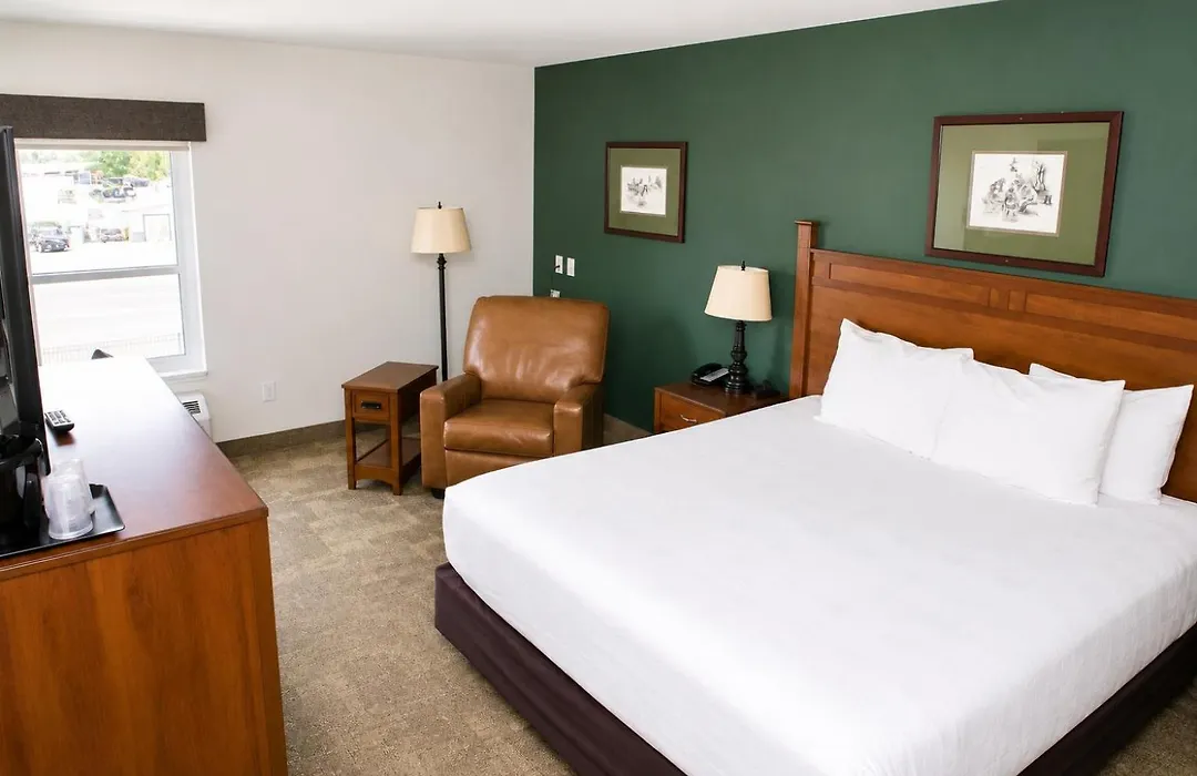 Boothill Inn And Suites-1