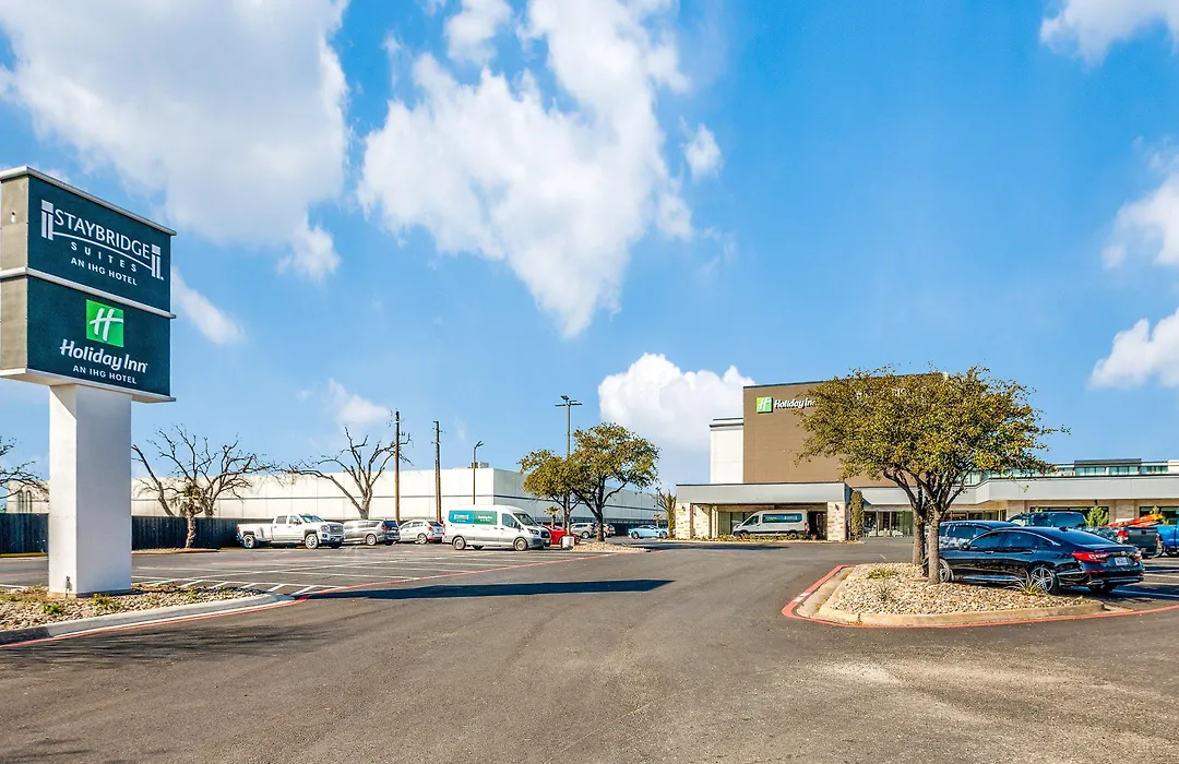 Staybridge Suites Dallas Market Ctr Love Field, An Ihg Hotel-1