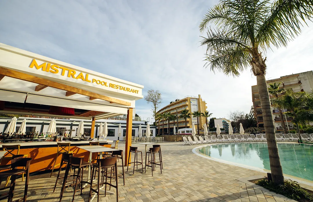 Alannia Salou-1