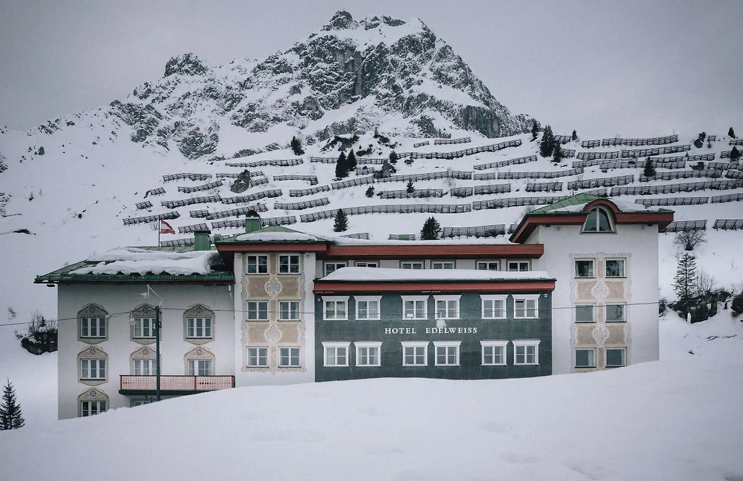 Hotel Edelweiss-1