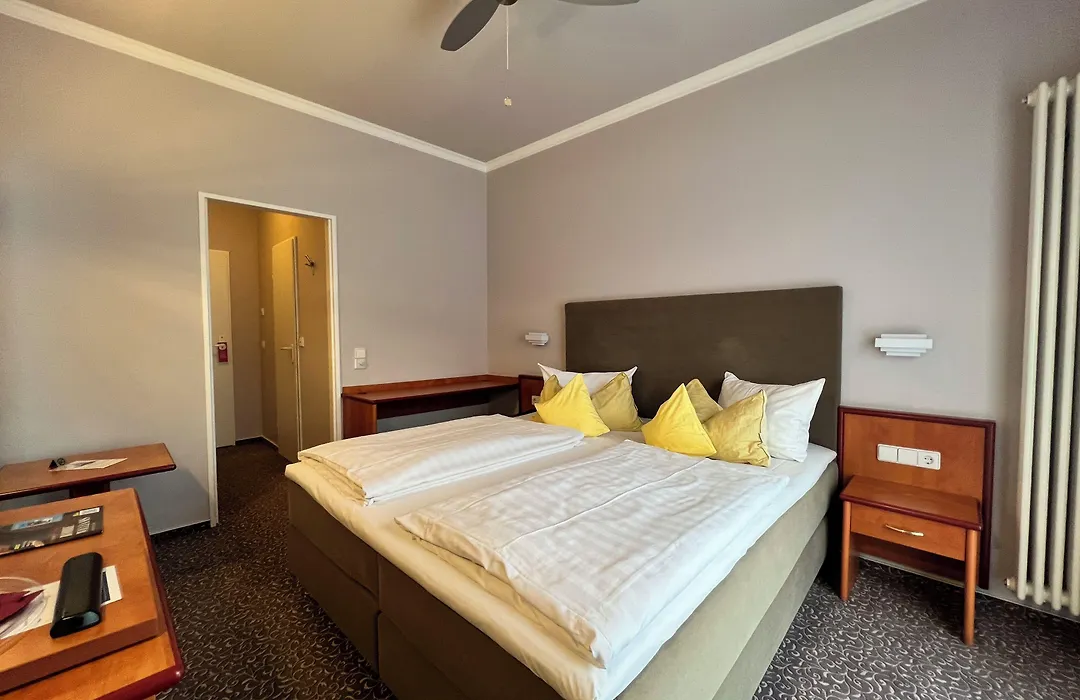 Hotel Victoria-1