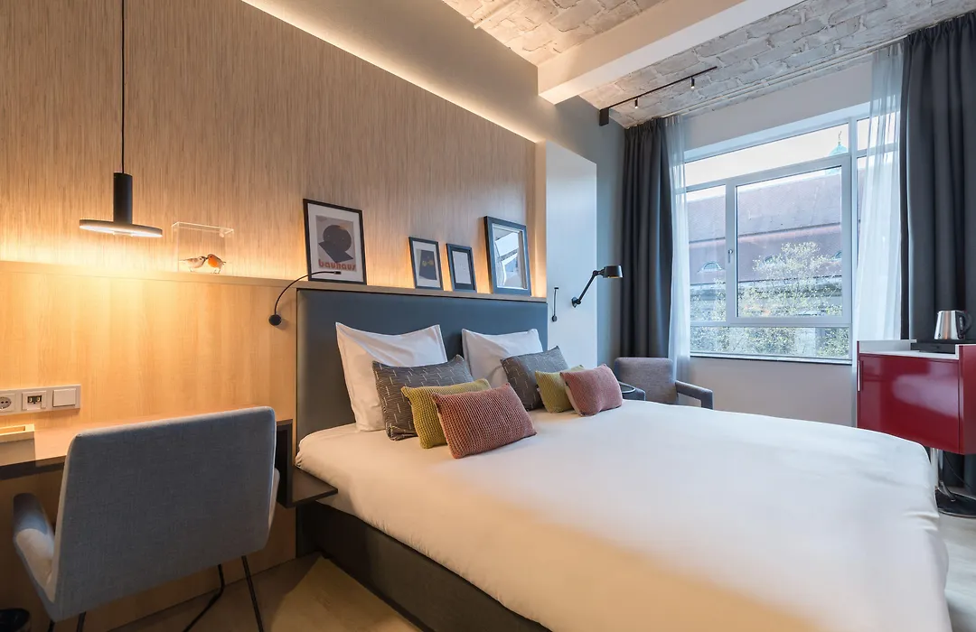 Postillion Hotel WTC Rotterdam-1
