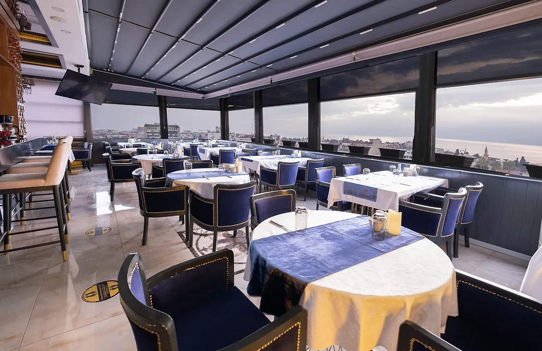 Leslion Luxury Hotel-1