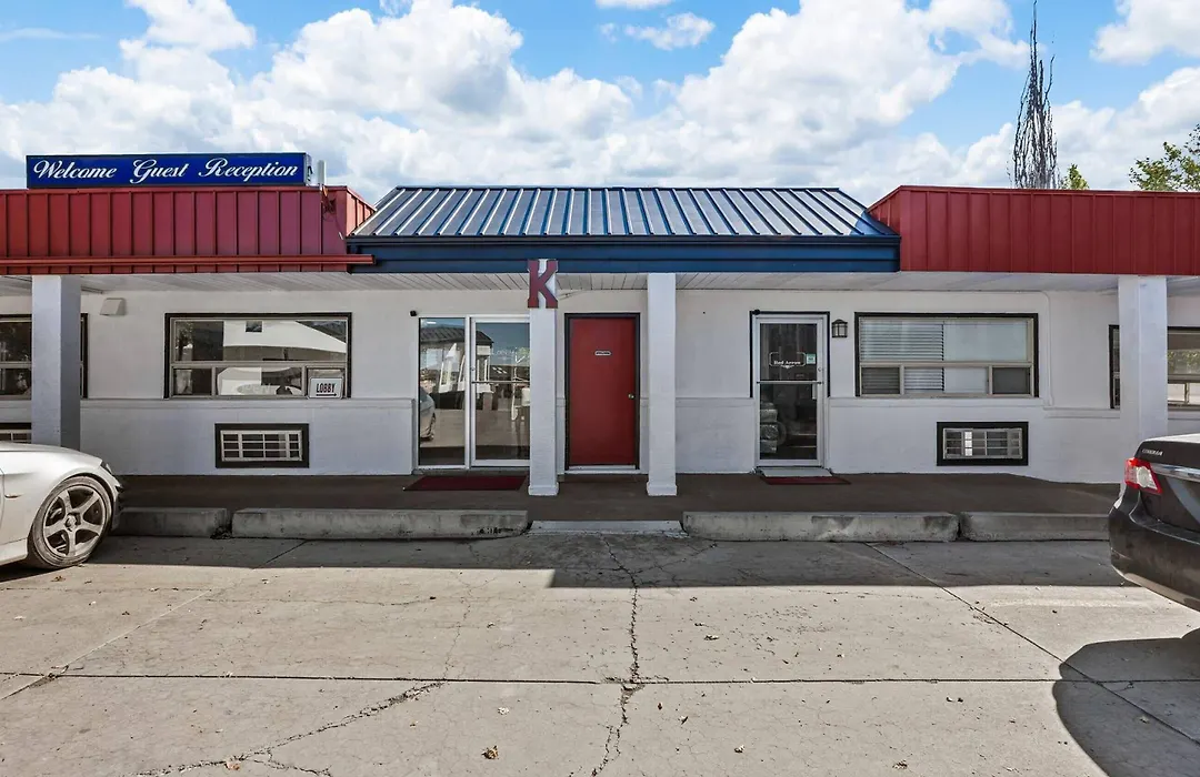 Red Arrow Inn & Suites, A Travelodge By Wyndham-1