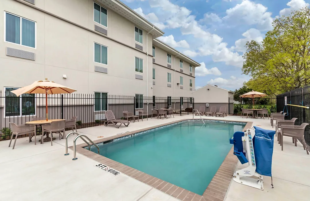 Mainstay Suites Lancaster Dallas South-1