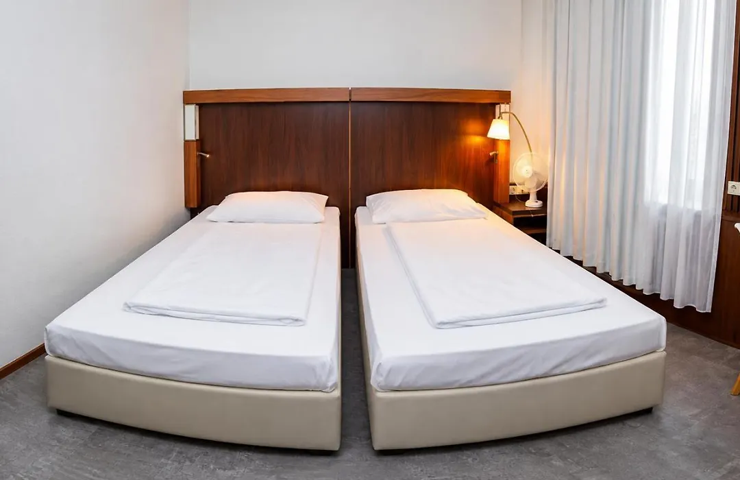 Hotel Hadrigan-1