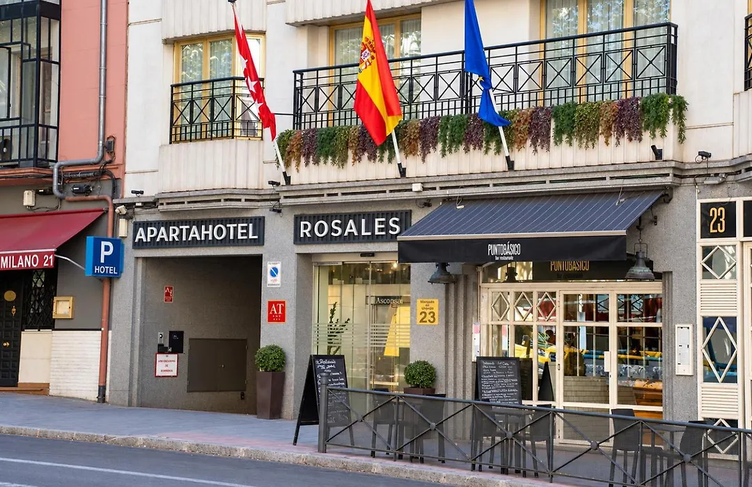Aparto-Hotel Rosales-1