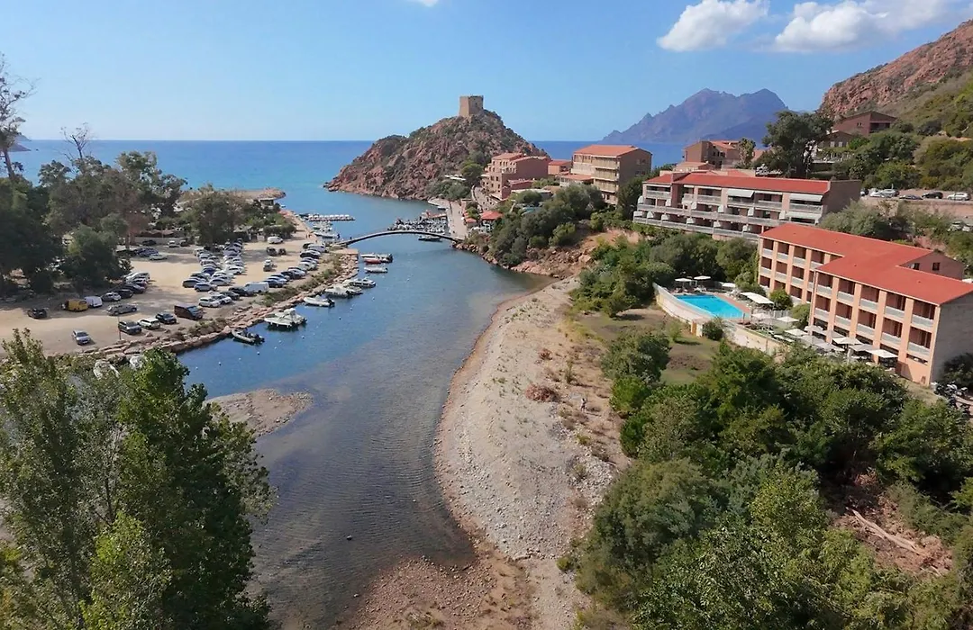 Le Marina-1