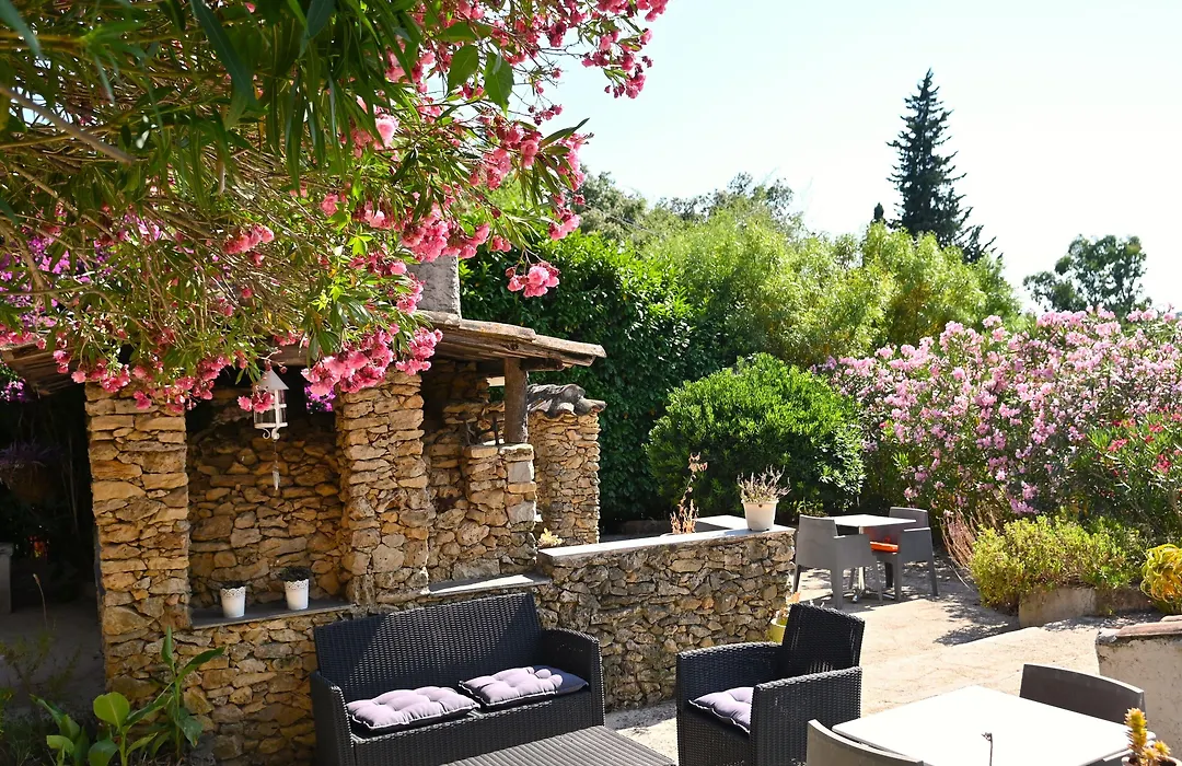 Les Jardins de Bormes, hôtel adult only avec piscine, jacuzzi et sauna-1