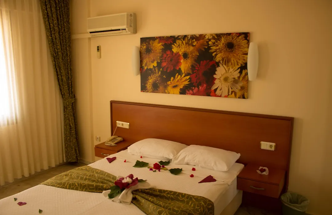 Lord Hotel-1