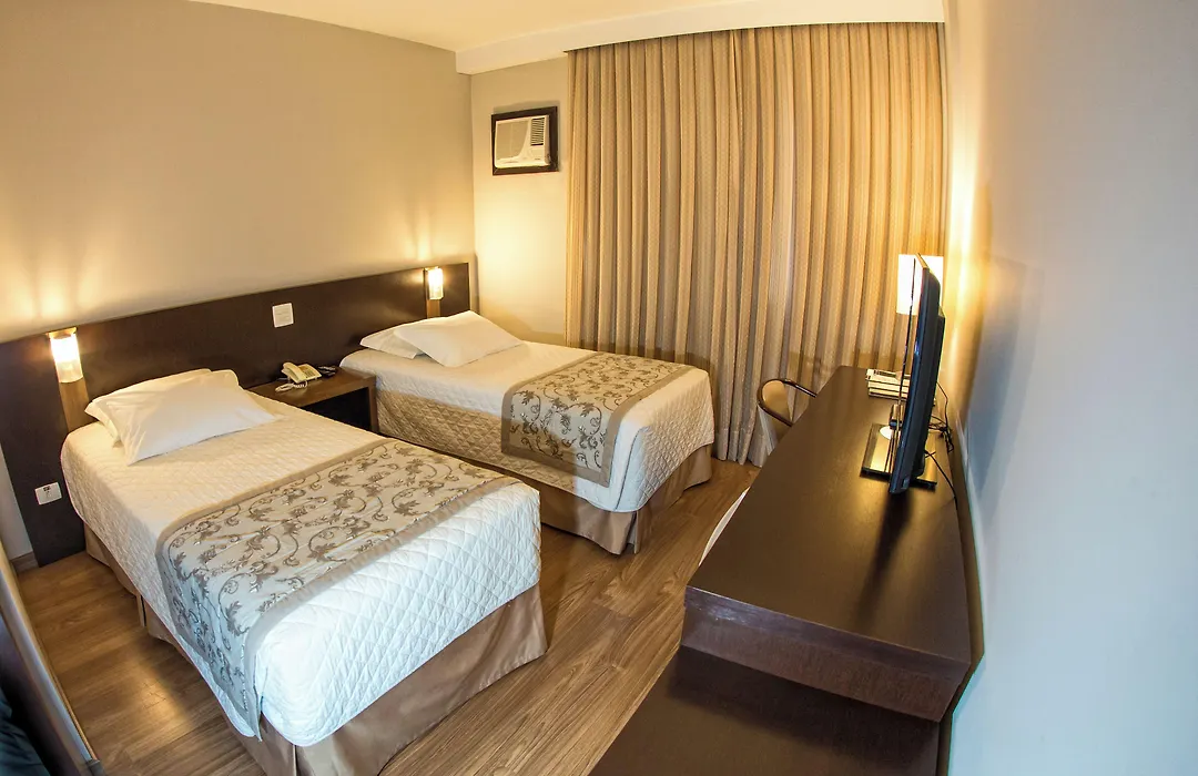 Hotel Campo Largo Comfort-1