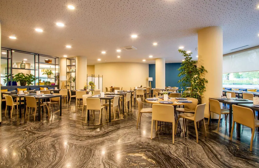 Ark Hotel-1