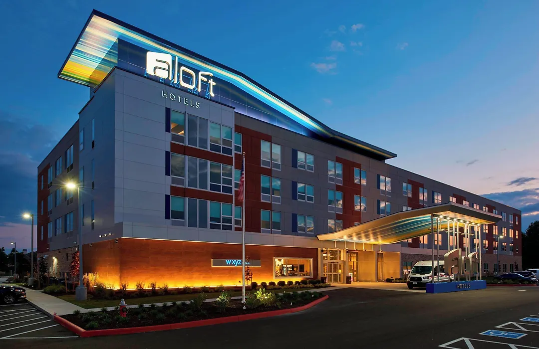 Aloft By Marriott Cleveland Airport-1