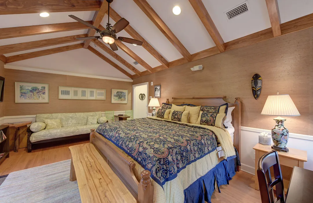 The Grey Owl Inn-1