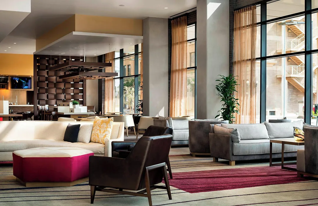Courtyard By Marriott Phoenix Downtown-1