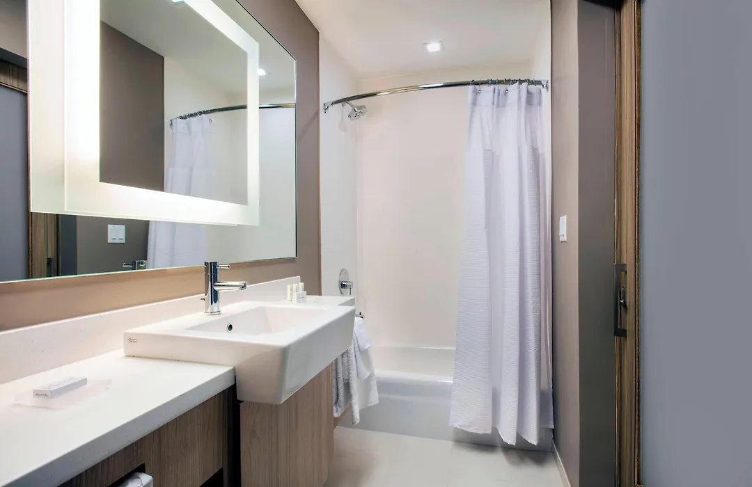 Springhill Suites By Marriott Miami Doral-1