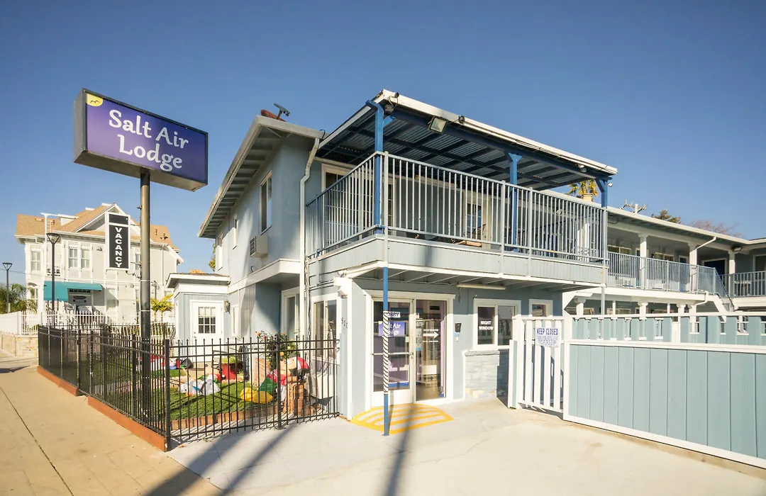 Salt Air Lodge-1