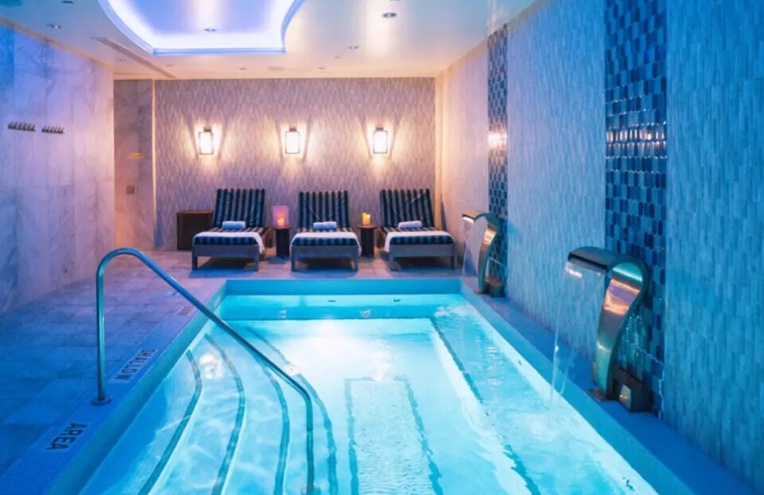 124 On Queen Hotel & Spa-1