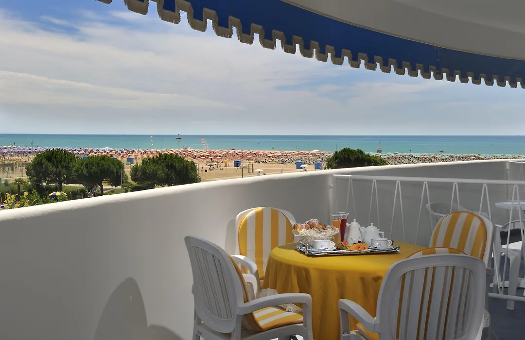 Hotel Corallo-1