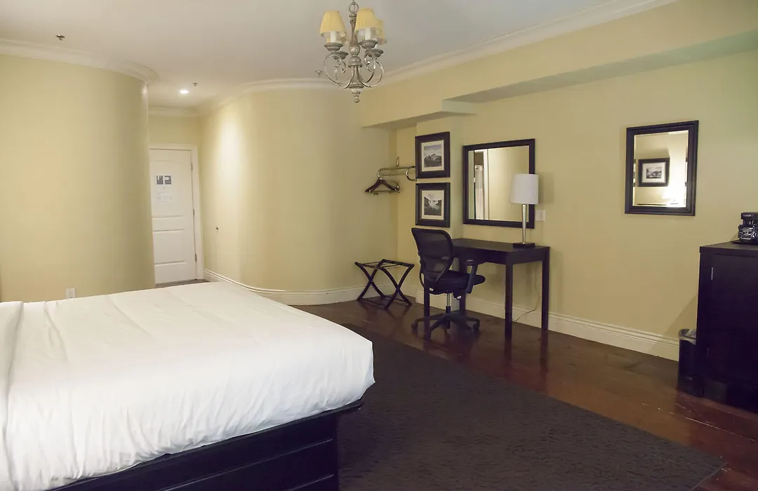 Niagara Crossing Hotel And Spa-1