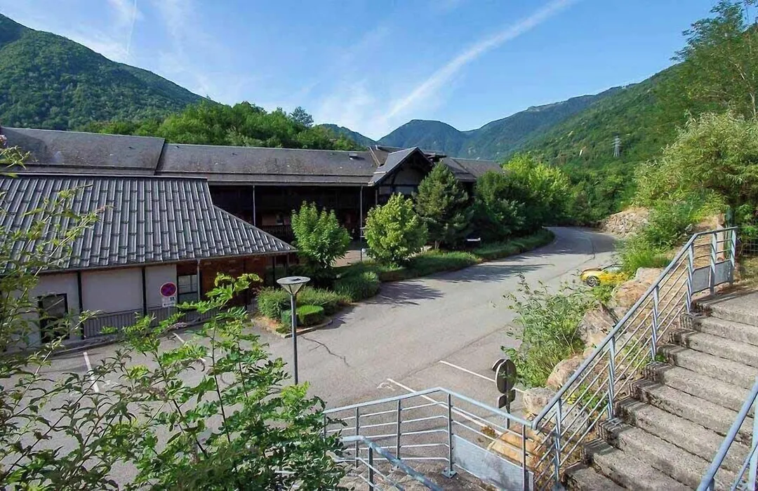 Résidence Vacancéole Les Chalets d'Ax-1