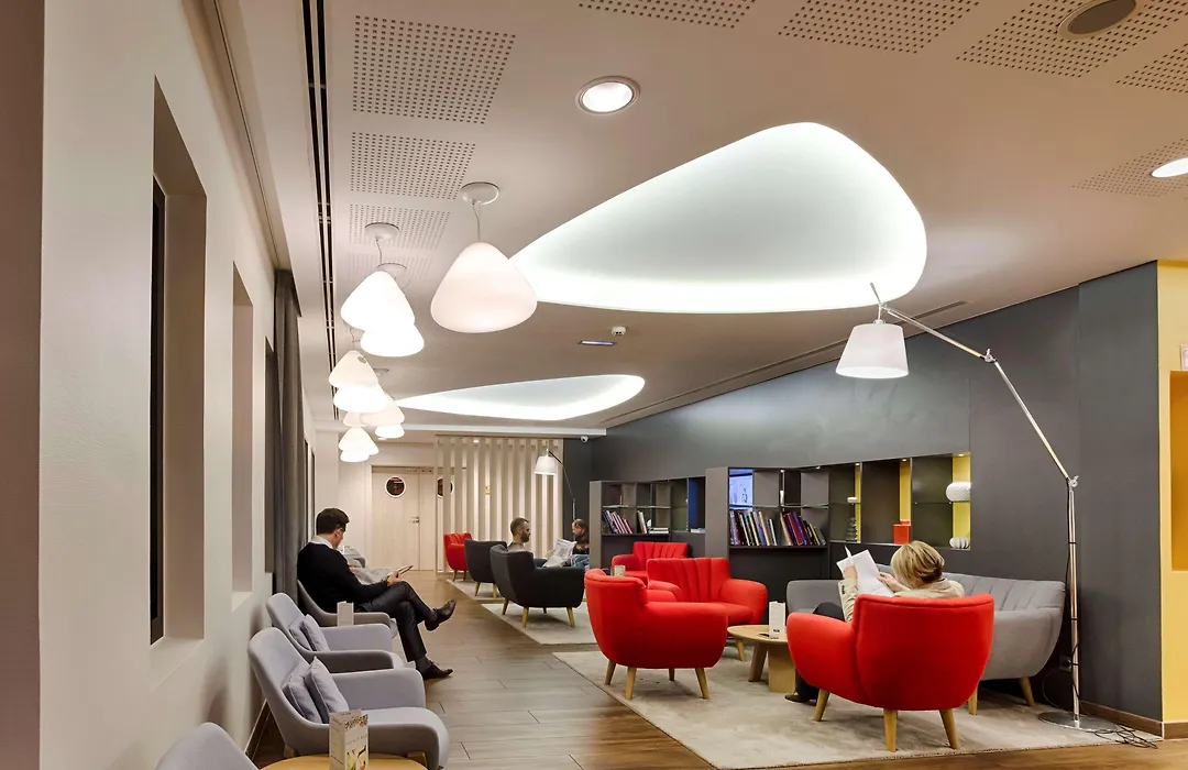 Kyriad Prestige Pau – Palais des Sports-1