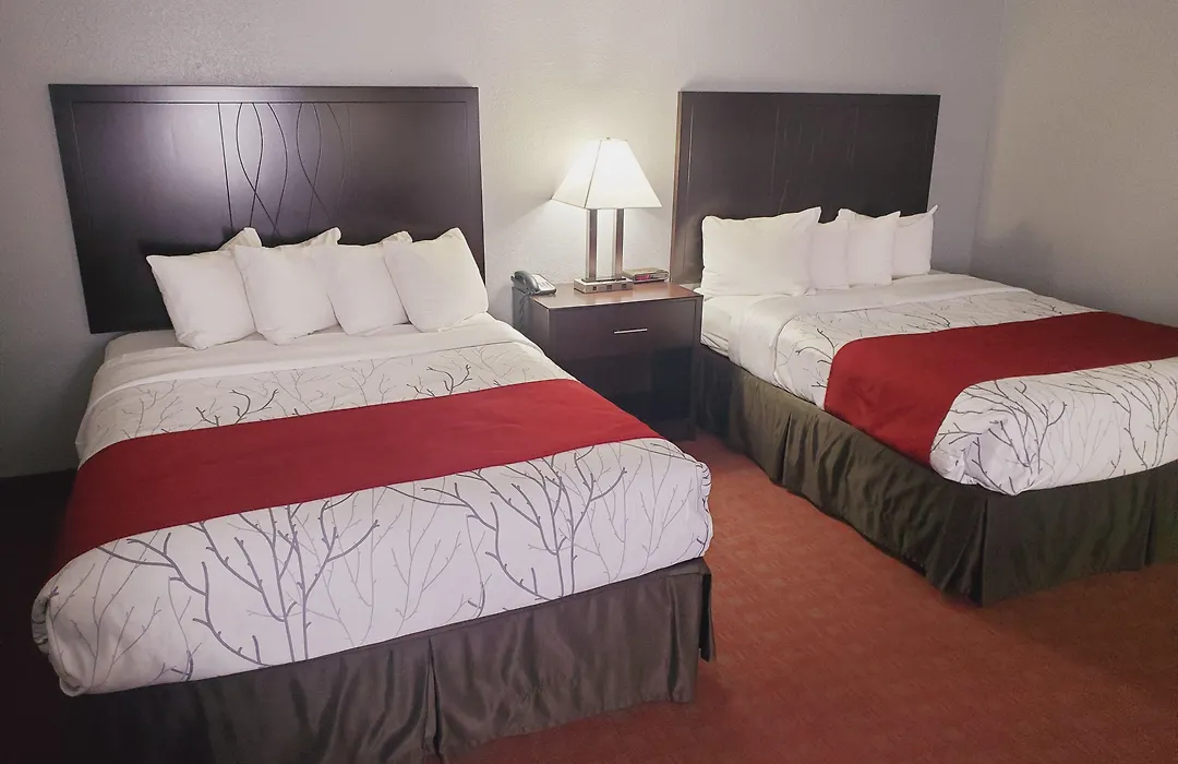 Blackstone Lodge And Suites-1