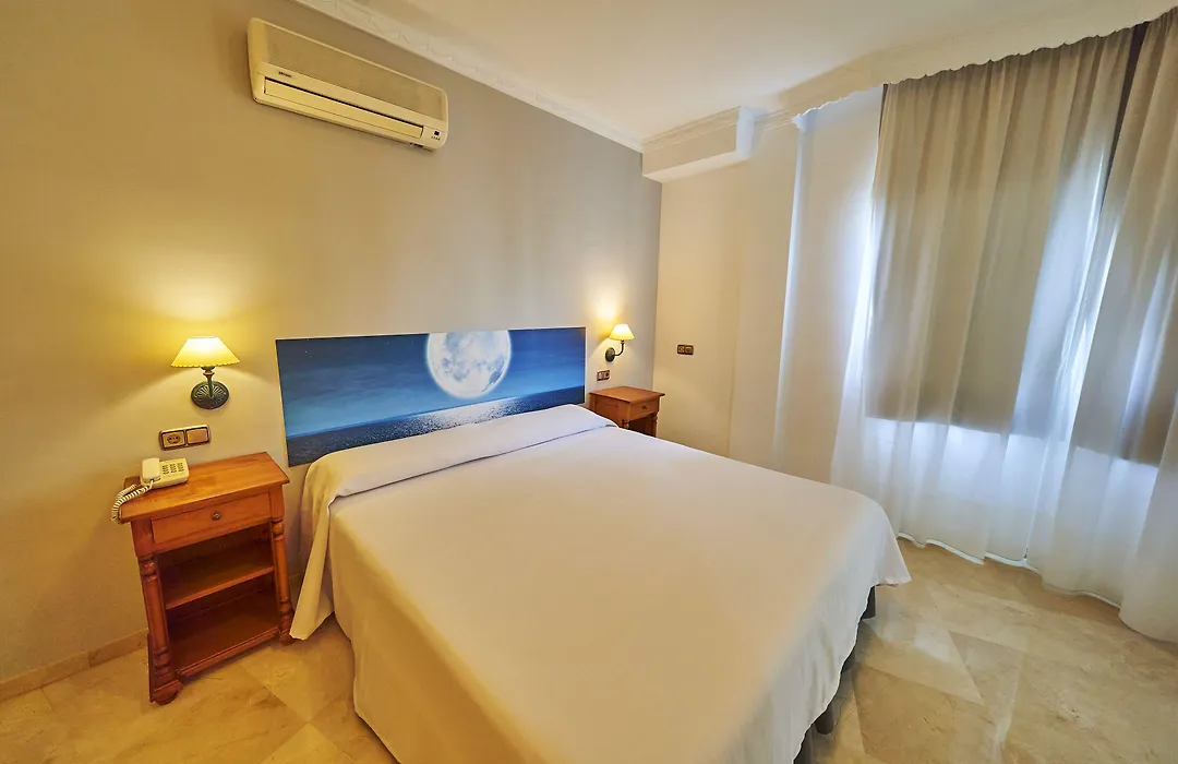 Hotel Bajamar Centro-1