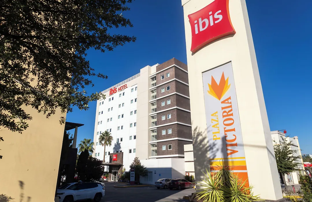 Ibis Chihuahua-1