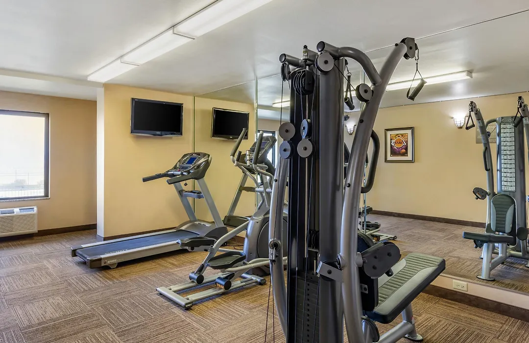 Comfort Inn & Suites San Bernardino-1