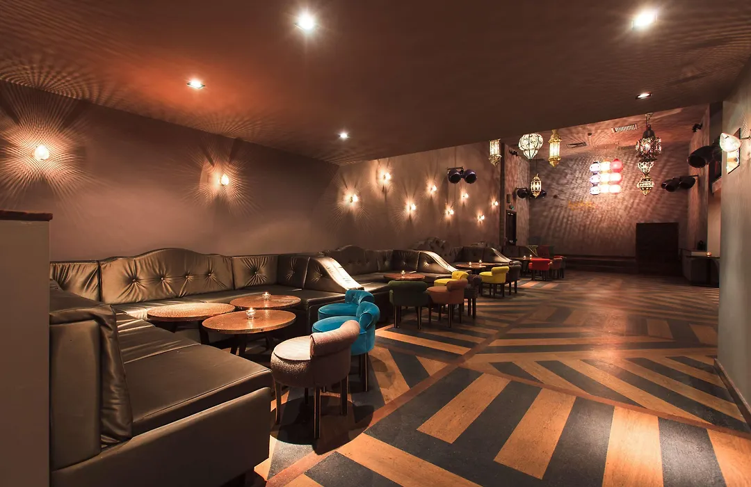 Park Plaza Cardiff-1