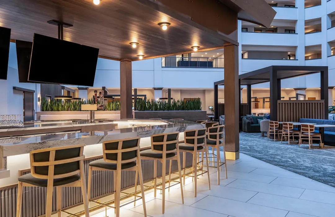 Embassy Suites By Hilton At Hot Springs Convention Center-1