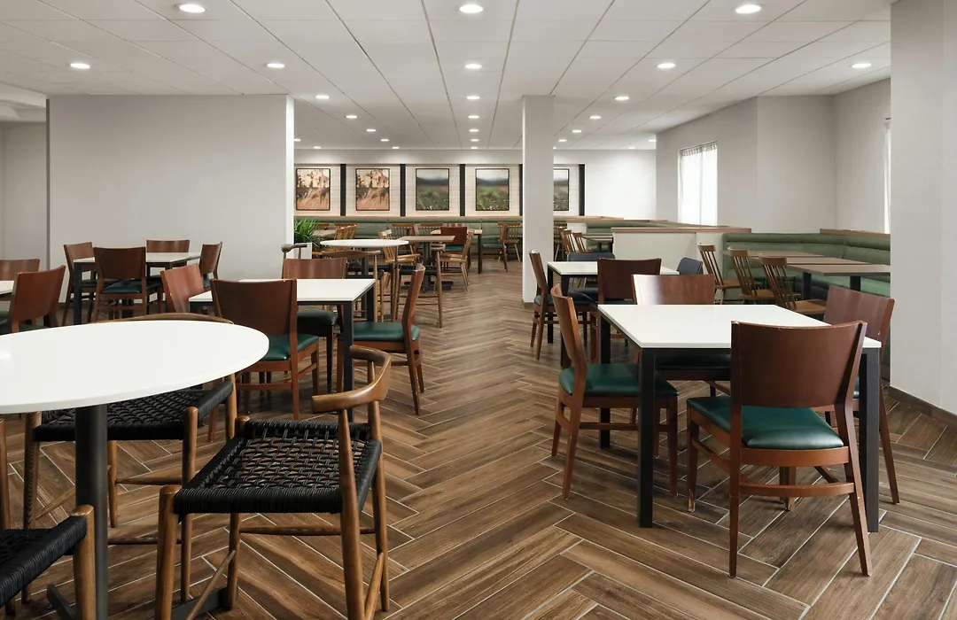 Fairfield Inn & Suites By Marriott Newark Liberty International Airport-1