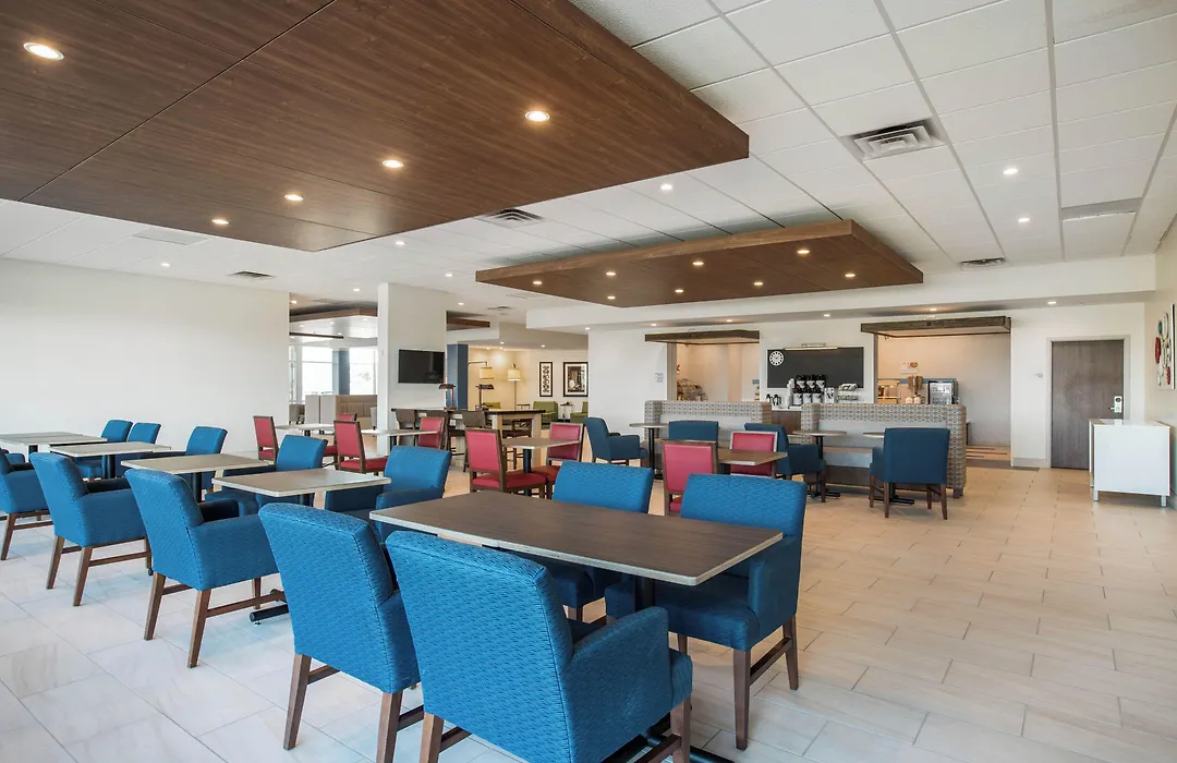Holiday Inn Express & Suites Ludington By Ihg-1