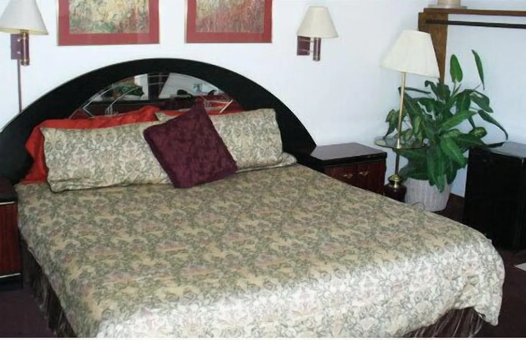 Oakdale Motel-1