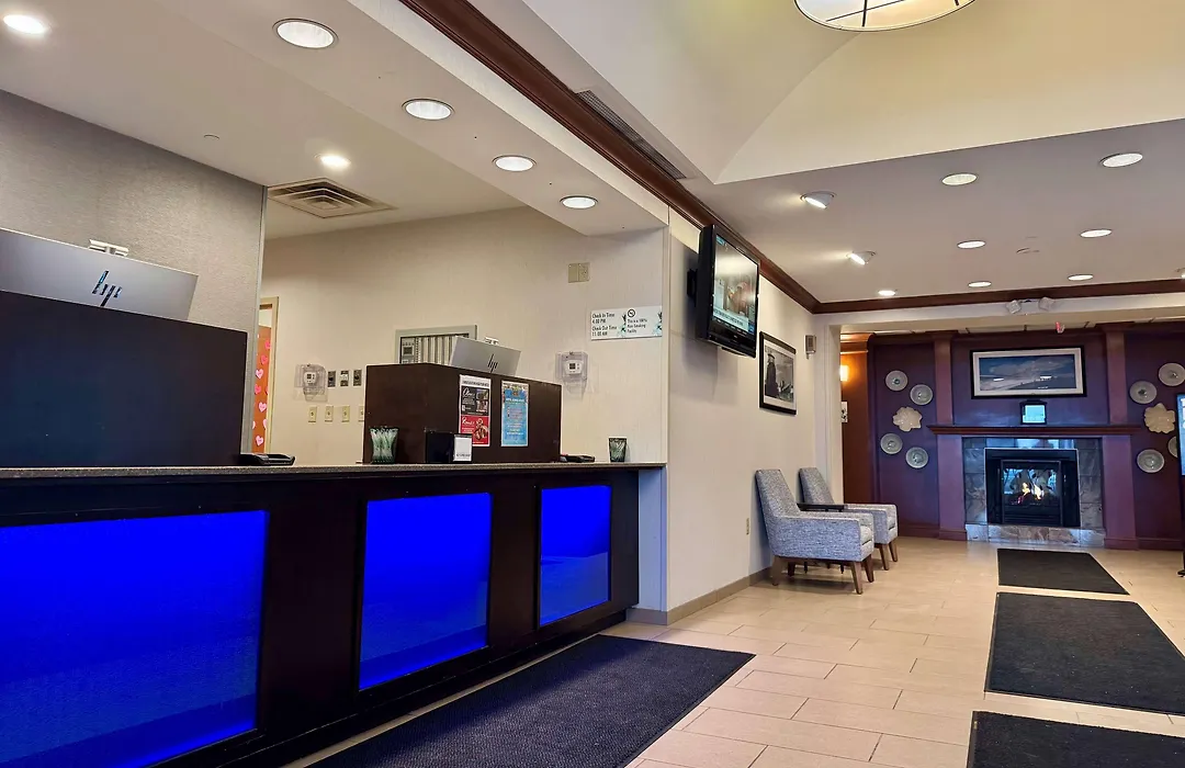 Wyndham Garden Erie-1